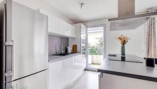 Bedroom apartment with balcony and pool - Foto 4