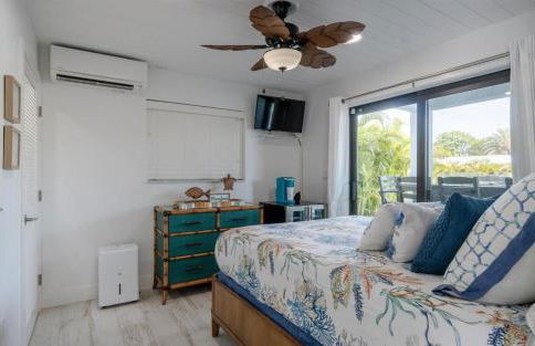 Villa Franchella - Waterfront Luxury Home, Pool, 45 Dock - Foto 30