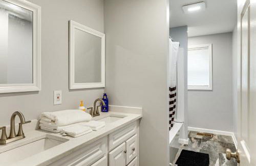 13 Mi to Gillette Stadium Pet-Friendly Apt! - Foto 17