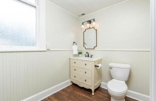 The Sanctuary:Downtown Staunton - Foto 13