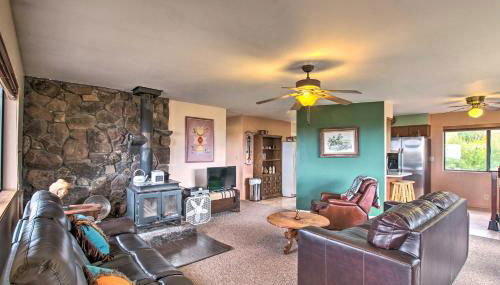 Peaceful Ranch Cabin, 3 Mi to Becker Lake! - Foto 4