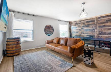 May 25' Reno ~Poker-Pool-Ping Pong-Shuffleboard - Foto 32