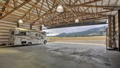 Rural Kettle Falls Bunkhouse with Airstrip and Trails! - Foto 3
