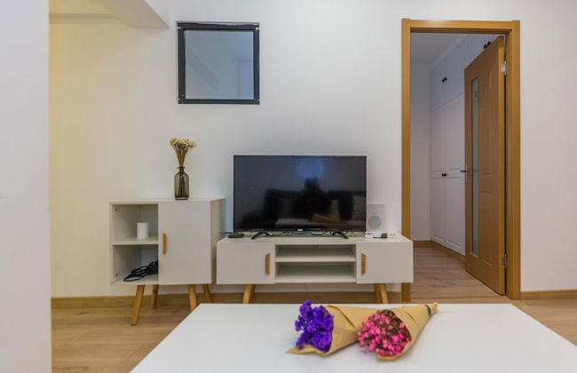 Henry's Apartment South Maoming Road - Photo 17