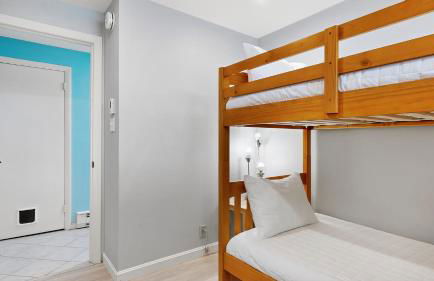 Salty Dolphin by Bayley Vacation Rentals - Foto 12