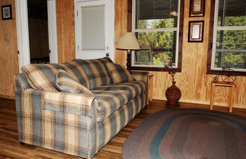 serenity cabins forest view - Photo 8