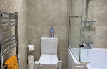 Fantastic 1 Bedroom Basement flat with free parking - Foto 9