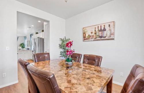 Beautiful Newly Built Home with Central AC - Foto 17