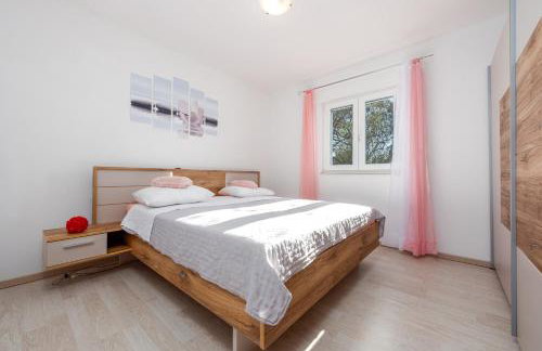 Holiday House Laetitia with pool - Foto 49