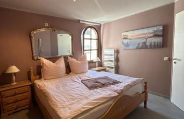 Helle Souterrain-Wohnung mit eigenem Eingang - Foto 6