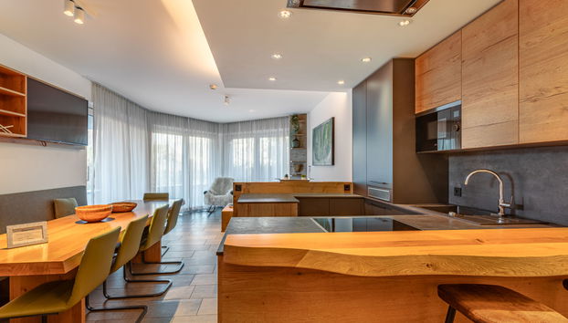 Kitchen / Dining Room