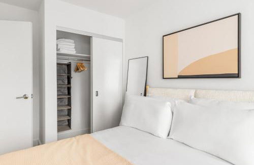 Blueground Midtown East rooftop nr Bryant Park NYC-2070 - Photo 12