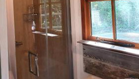 Sika hut - Photo 4, Shower