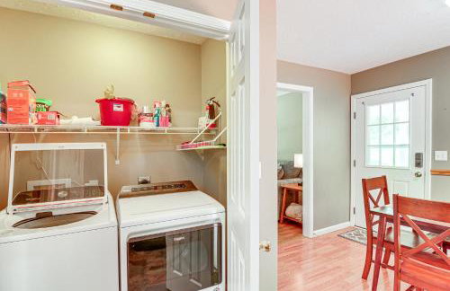 Campton Cottage with Hot Tub, Near Hiking and Climbing - Foto 11