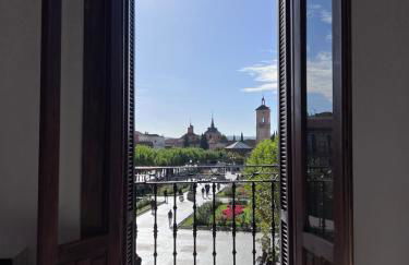 Soñar en la Plaza Cervantes 1 - Foto 2