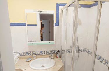 Precioso ático con vistas a pie de playa - Foto 19