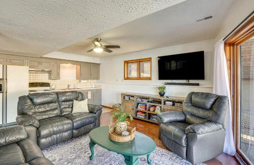 Lakefront Home with Dock and Decks in Gravois Mills! - Foto 13