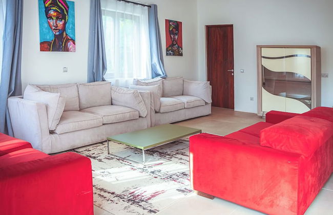 Solymar Staffed Beach Front Villa - Photo 55