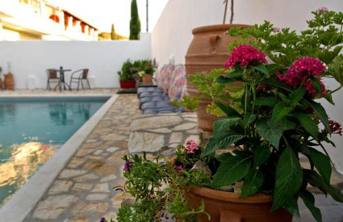 Nicola's Apartments - Photo 13