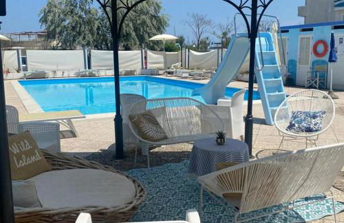 Residence Record - Photo 2