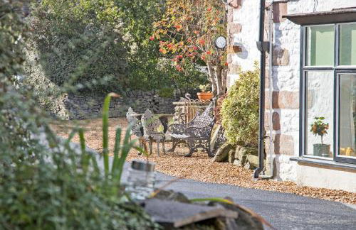 Hawthorn Farm Guest House - Photo 67