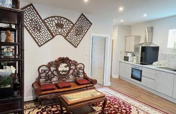 Moseley Village Apartments - Foto 1