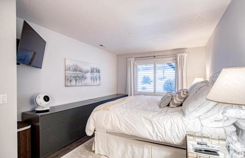 Peaceful Lakefront Beauty - Foto 16