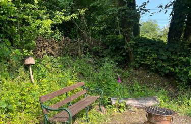 Tranquil 1 bedroom cottage 15 mins drive to sea - Foto 24