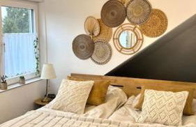 Boho Apartment mit Aussicht auf Gartenoase nähe Düsseldorf - Foto 1