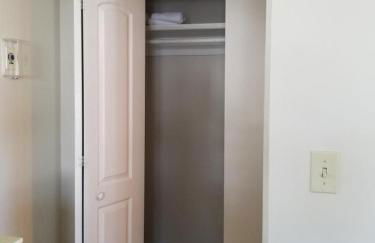 Riverside with balcony Sheepscot Harbour Vacation Club Studio #215 - Foto 6