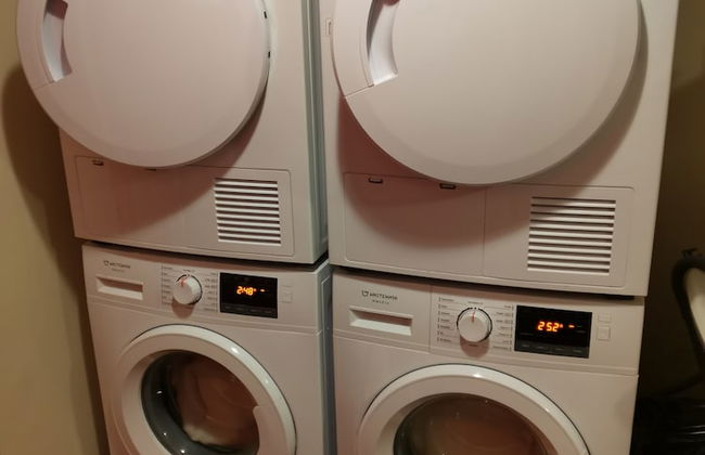 Relaxing Beatiful Studio - Sauna Bath Facility - Photo 15