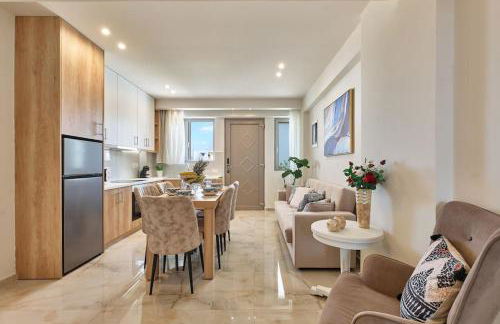 Superior family apartment w/pool dining area - Photo 3