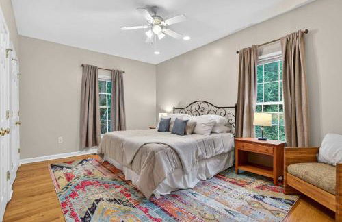 Screened Porch w Swing, Fire Pit, Grill & Deck - Photo 19