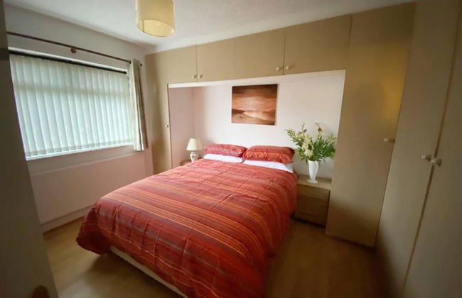 Quiet Secluded two Bedroom Bungalow With Parking - Foto 4