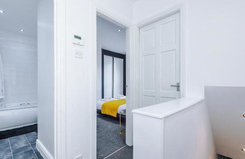 Luxury 1 bedrooom house, sleeps 4, free parking - Foto 6