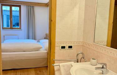 Luxury Chalet at the Foot of the Dolomites by the Castle - Photo 14