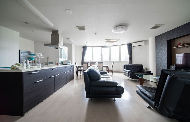 ROADSIDE HOUSE - Photo 14