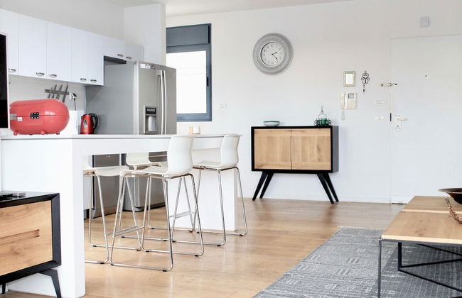 Stunning Duplex Near the Sea - Photo 5