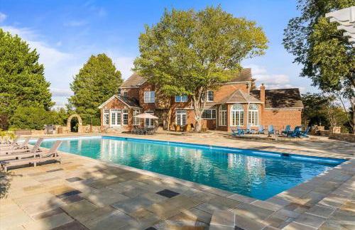 Mountain Mama Ranch - Luxury farmhouse on 200 acres with mountain views, 20mins to Shenandoah, 90mins from DC - Foto 45