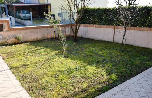 Cosy Apartment in Romano D'Ezzelino with Private Garden - Foto 15