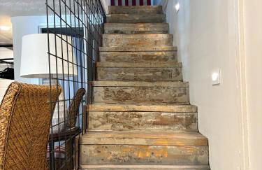 The Carriage House - Photo 4