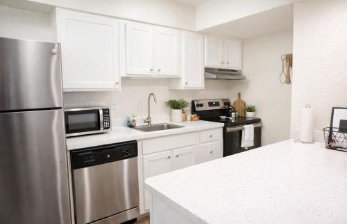 Charming Studio•Amazing Location•King-Size Bed - Foto 3