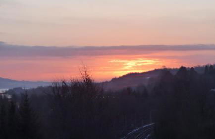 Loft Apartment - Photo 17