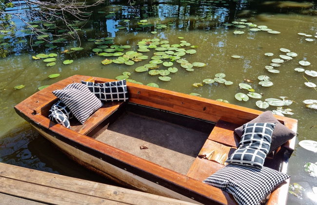 Tranquil Chalet in Geel With Garden - Photo 13