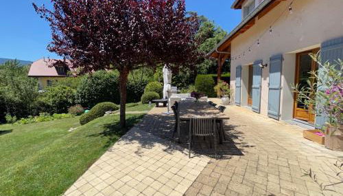 Lovely Gated Family Home, Steps to the Lake - Foto 2