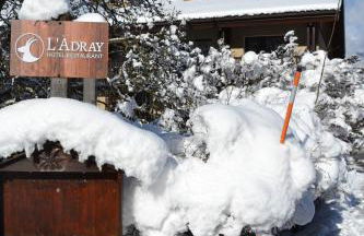 Hôtel et Appart'Hôtel Restaurant L'Adray - Foto 1