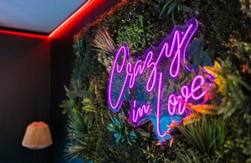 Love Room - Balnéo - Nuit Insolite - Intimité - Photo 4