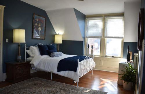 Historic Manor Overlooking Park - Foto 47