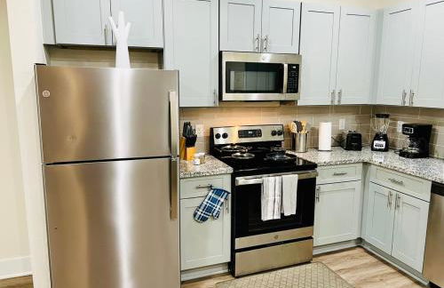 Apt 2 Bedrooms 2 Full Baths FREE Parking & FREE Laundry in Unit - Foto 4