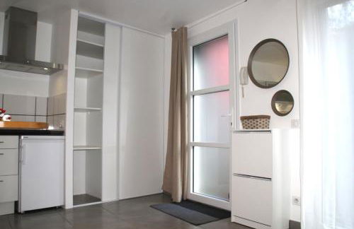 Rez de Jardin Terrasse Literie Haut de gamme Proche Gare et Hyper Centre - Foto 15